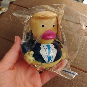 DONALD TRUMP BLUE TIE RUBBER DUCK- NEW - CAR JEEP DECORATION BATH TOY FUNNY GIFT
